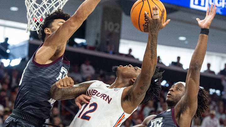 Aggies' Late-Season Push Begins Now Aggies' Late-Season Push Begins Now