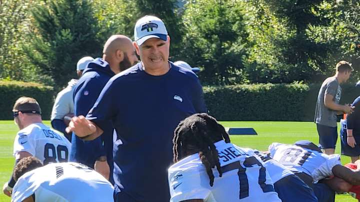 Analysis: Why Seahawks Opted to Part Ways With Line Coach Mike Solari Analysis: Why Seahawks Opted to Part Ways With Line Coach Mike Solari
