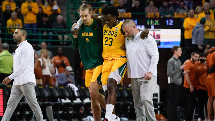 Baylor Forward Jonathan Tchamwa Tchatchoua Suffers Knee Injury in Win vs. Texas