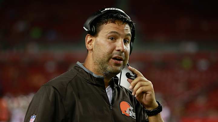 Vikings Hiring Brian Angelichio as Tight Ends Coach, Replacing Brian Pariani Vikings Hiring Brian Angelichio as Tight Ends Coach, Replacing Brian Pariani