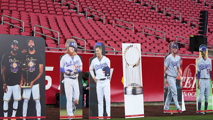 Dodgers: Justin Turner and LeBron James Pushing for "Mega Parade" in LA