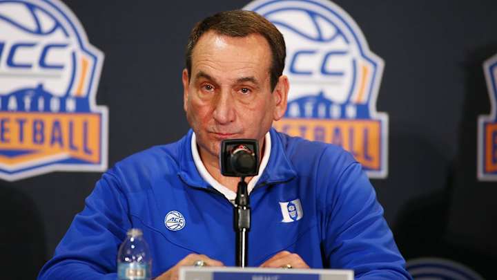 Duke’s Mike Krzyzewski Leaves Bench at Halftime vs. Wake Forest, Doesn’t Return Duke’s Mike Krzyzewski Leaves Bench at Halftime vs. Wake Forest, Doesn’t Return