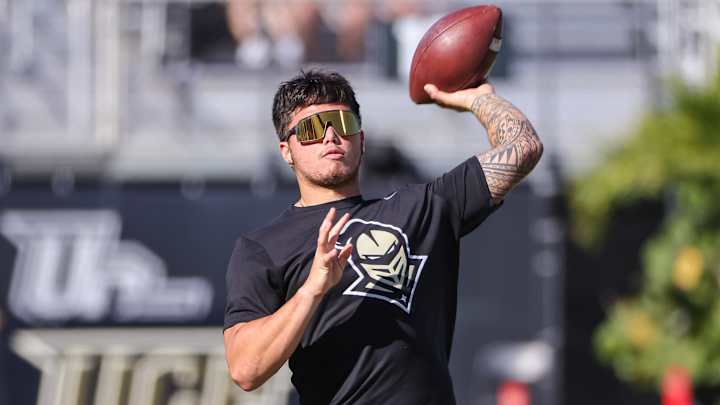 Oklahoma Starting 11: Quarterback Dillon Gabriel