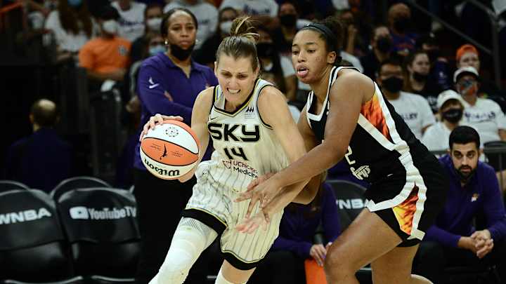 Sky Re-Sign Allie Quigley in Effort to Repeat as Champions