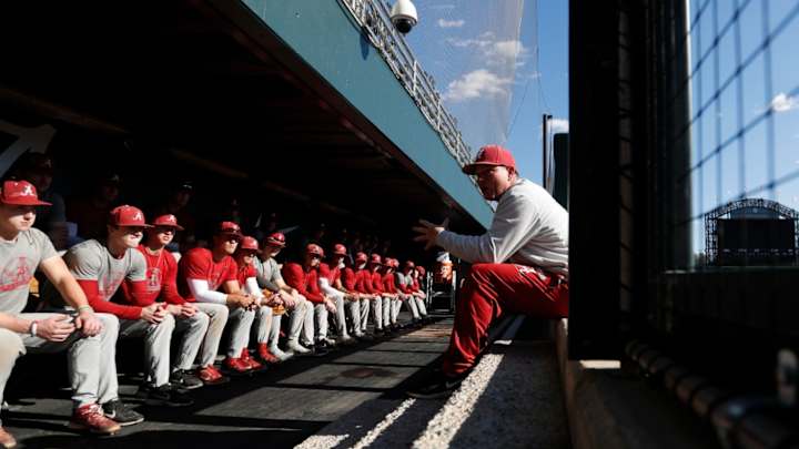 Alabama Baseball Unable to Avoid Sweep at No. 1 Texas, 6-1