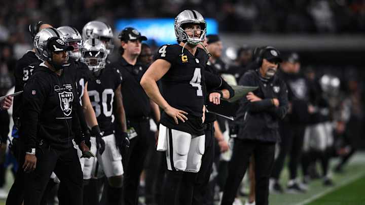 Derek Carr Makes NFL QB Index Top 10