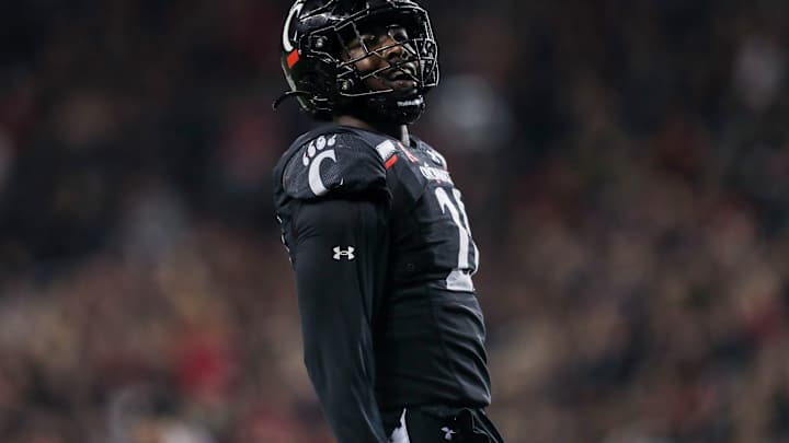 90 Prospects in 90 Days: Cincinnati EDGE Myjai Sanders