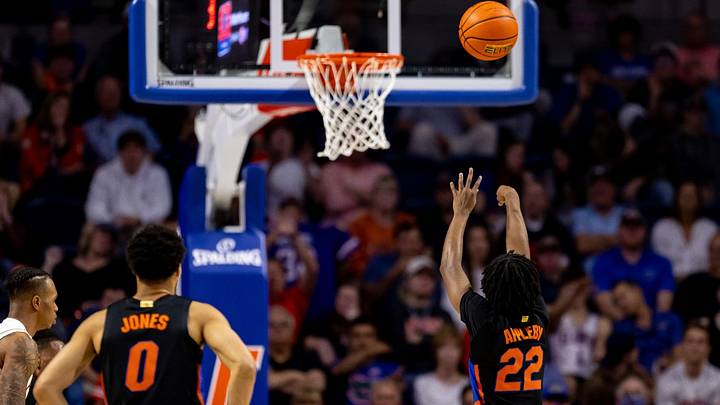 Florida Gators Knock Off No. 2 Auburn Tigers, 63-62 Florida Gators Knock Off No. 2 Auburn Tigers, 63-62