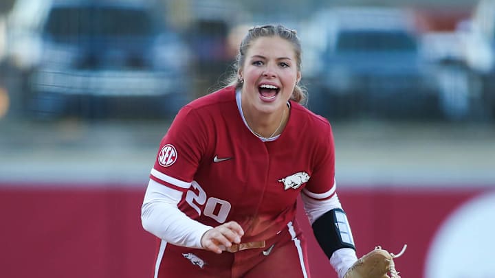 Mary Haff's Pitching Powers Hogs to Win Over Illinois