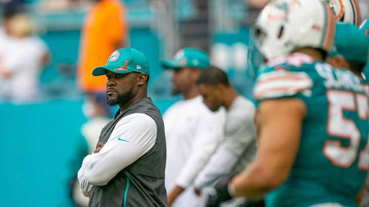 Steelers hire Brian Flores as Defensive Assistant