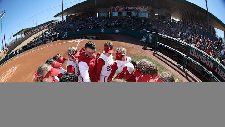 Alabama Softball Remains No. 2 in Polls