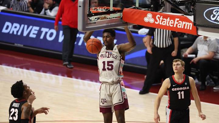 Aggies Visit Ole Miss in Battle of SEC Bottom-Feeders