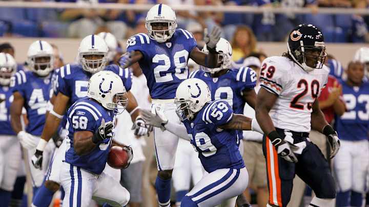 Report: Colts Hiring Former LB To Coaching Staff
