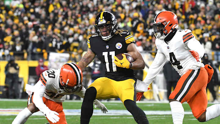 Ten of the best NFL receivers Ike Hilliard has coached