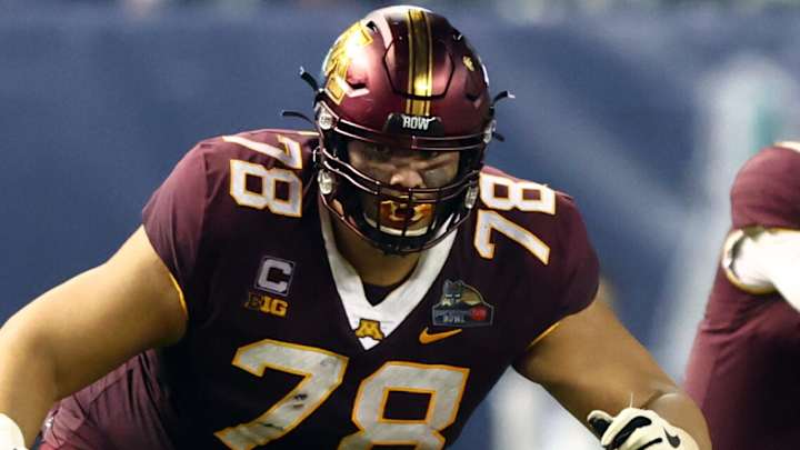 NFL Draft: Dallas Cowboys O-Line 'Reload'? 6-8, 400-Pound Daniel Faalele