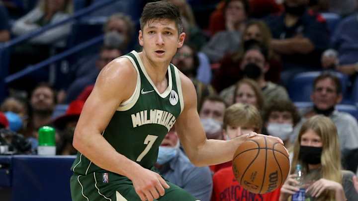 Bucks Grayson Allen Announces Engagement to Soccer Player Morgan Reid