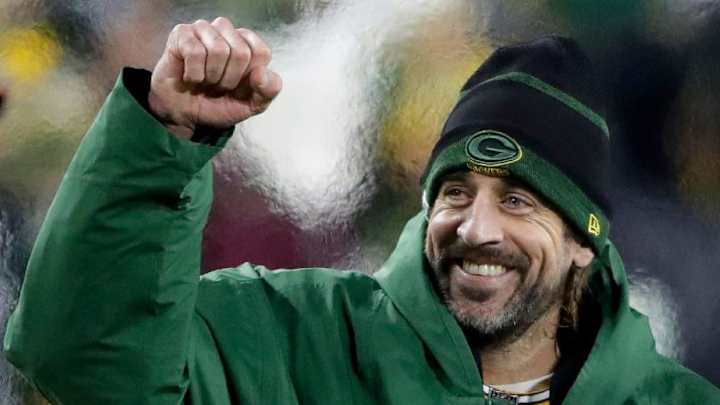 Aaron Rodgers Dismisses Report That He Wants to Be Highest Paid Player
