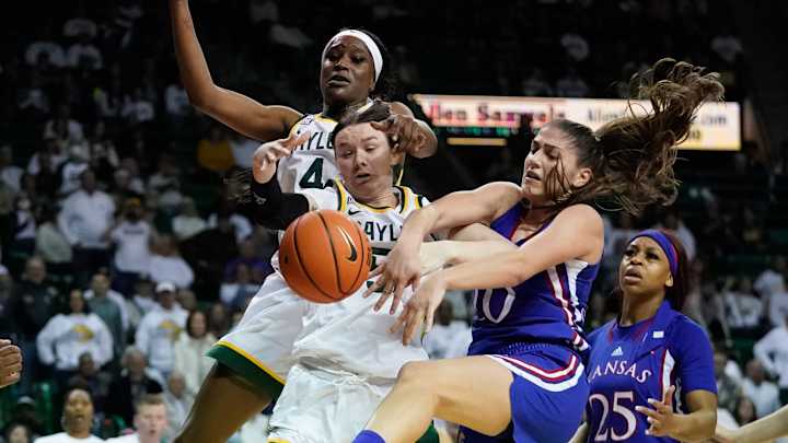 Chatzileonti's career high 21 not enough for Jayhawks in loss to Bears