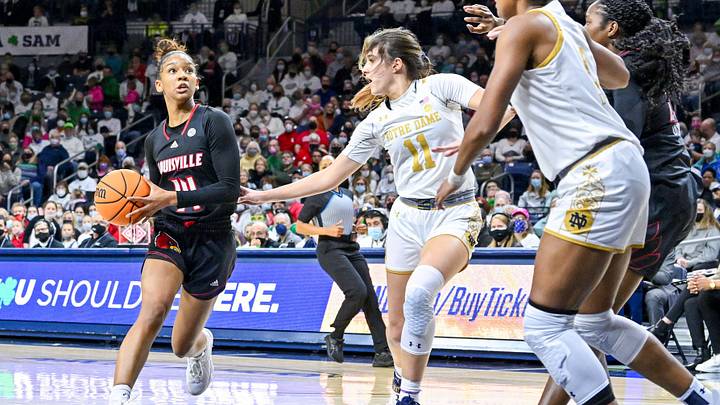 Louisville Demolishes Notre Dame in Regular Season Finale