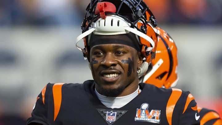 Sports Illustrated Names Chidobe Awuzie Among 'Defenders Who Could Alter' 2023 NFL Season