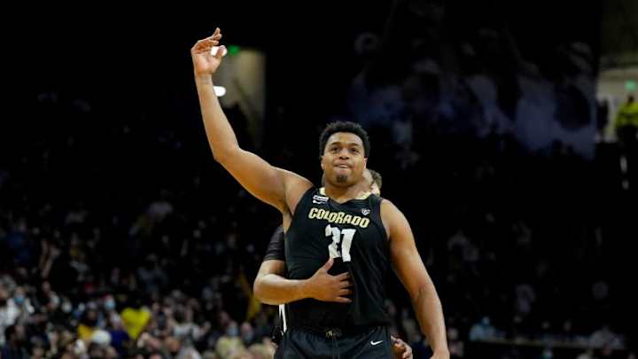 Pac-12 Basketball Talk: Arizona Makes History;  Haase in Trouble; Oregon a Mystery