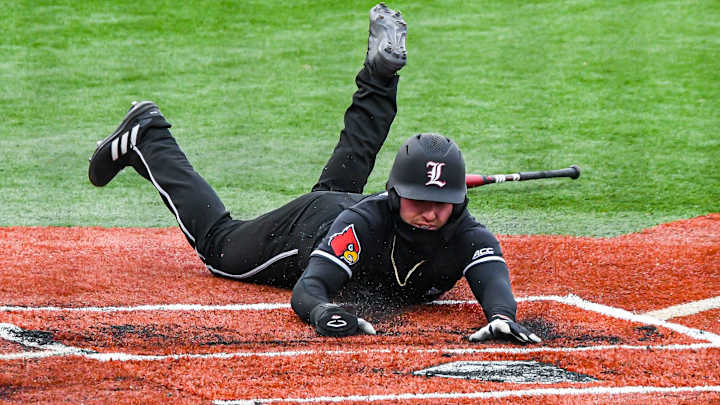 Offense Powers Louisville Past Bellarmine Offense Powers Louisville Past Bellarmine