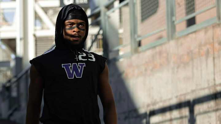 UW Fresh Start (No. 23): Mishael Powell Makes New Staff Pay for His Services