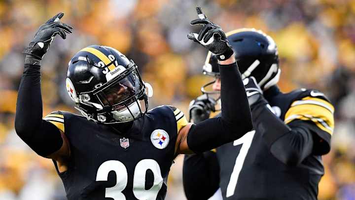 Steelers Should Give Minkah Fitzpatrick a Contract Extension Right Now Steelers Should Give Minkah Fitzpatrick a Contract Extension Right Now