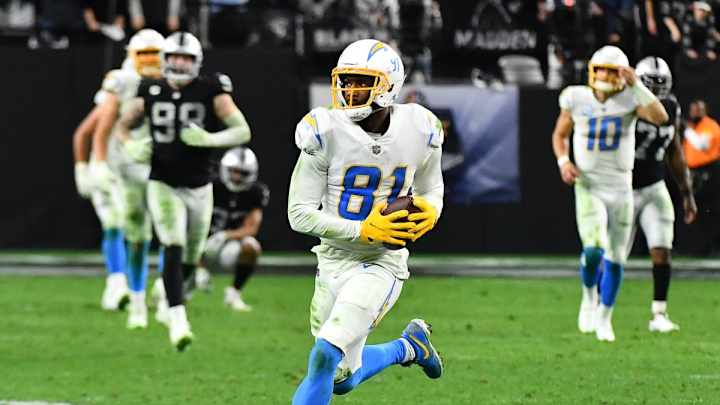 Logical Connect-the-Dots Dolphins Free Agent Targets