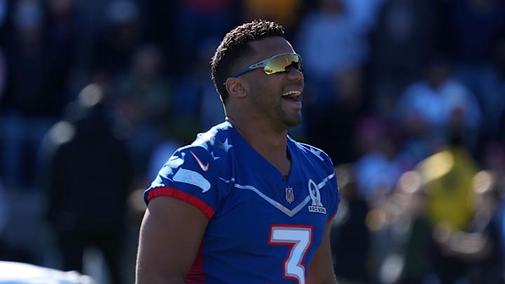 Russell Wilson Says He Won't Go to Commanders, Reaffirms Commitment to Seahawks