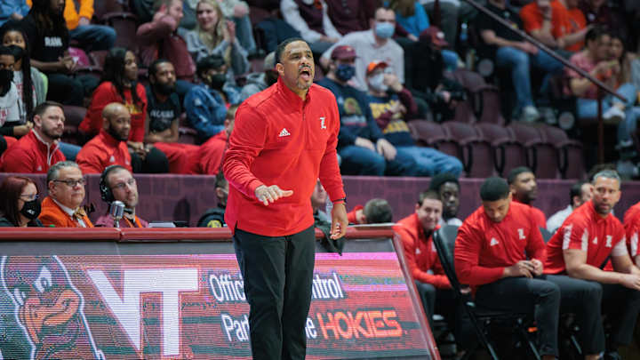 What Louisville's Mike Pegues, Sydney Curry Said After 75-43 Loss at Virginia Tech