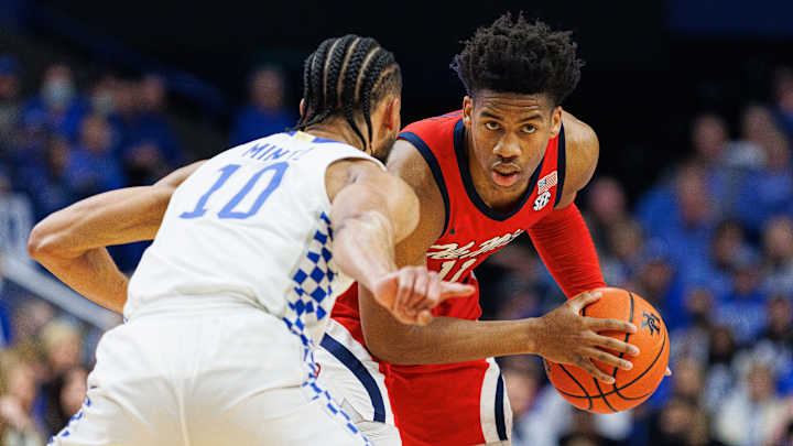 Murrell's Hot Night Not Enough to Propel Rebels Past No. 7 Kentucky