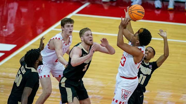 Wisconsin Shocks Purdue With Last-Second Bankshot Three to Secure Share of Big Ten Title