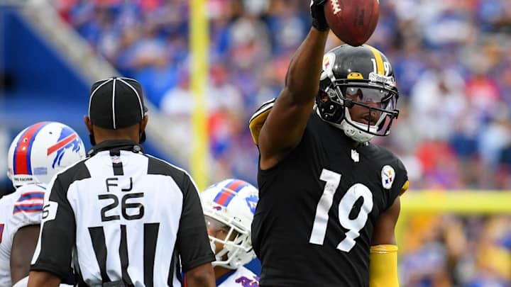 It Sure Sounds Like Steelers Will Re-Sign JuJu Smith-Schuster It Sure Sounds Like Steelers Will Re-Sign JuJu Smith-Schuster