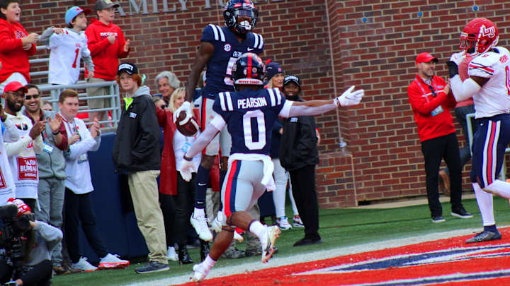 Ole Miss WR Dannis Jackson Enters NCAA Transfer Portal Ole Miss WR Dannis Jackson Enters NCAA Transfer Portal