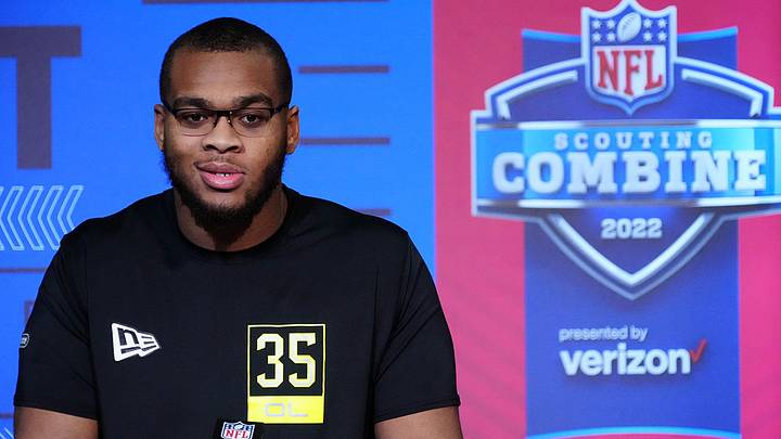 NFL Combine 2022: Top Tackles Take the Stage