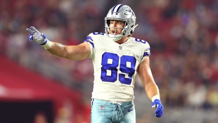 Report: Blake Jarwin Could Miss Start of 2022 Season After Hip Surgery