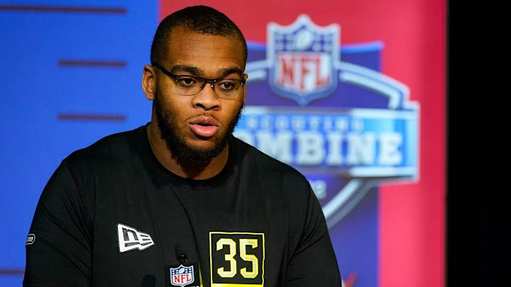 NFL No. 1 Draft Pick Future Odds: Alabama's Evan Neal Leads Linemen-Heavy Field