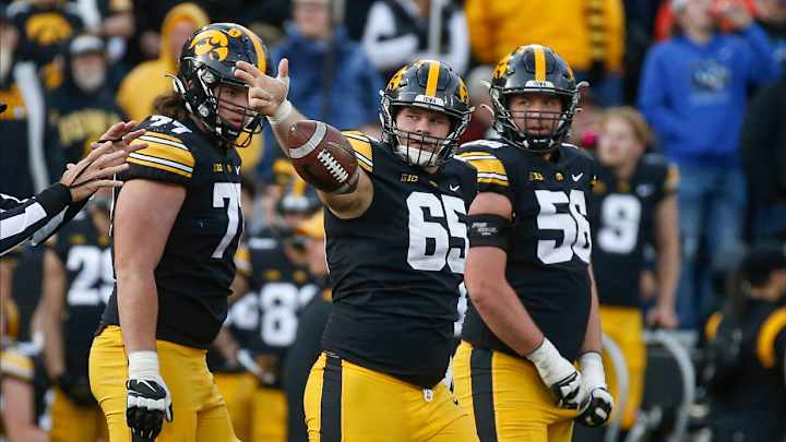 Could Arm Length Keep Bengals From Taking Tyler Linderbaum? Could Arm Length Keep Bengals From Taking Tyler Linderbaum?