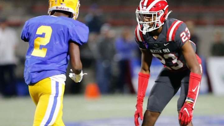 UW Offers Fourth Player from Mater Dei Powerhouse