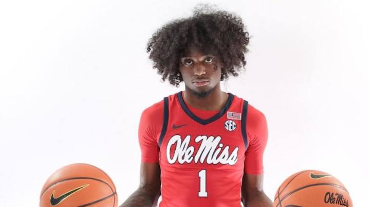 Ole Miss Basketball Officially Signs Guard Amaree Abram