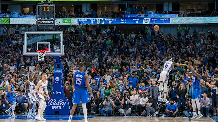 ‘Dangerous Doe’: Dorian Finney-Smith Shooting Mavs to New Heights