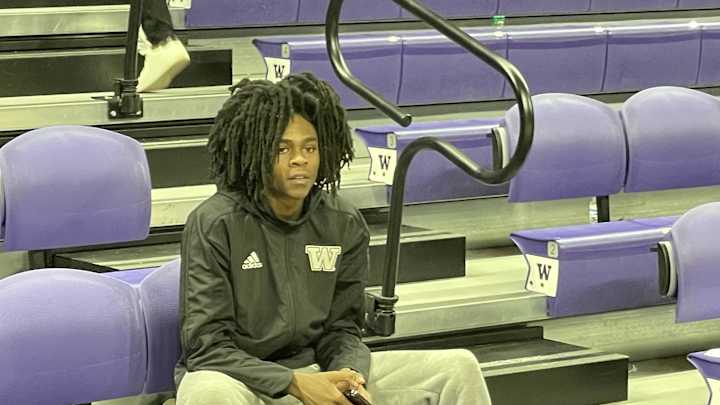 Signed UW Basketball Recruit Attends First College Game