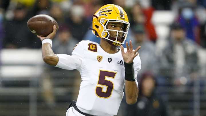QB Jayden Daniels will transfer to LSU for 2022 season, per reports