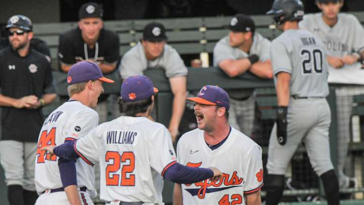 Clemson completes sweep of Gamecocks