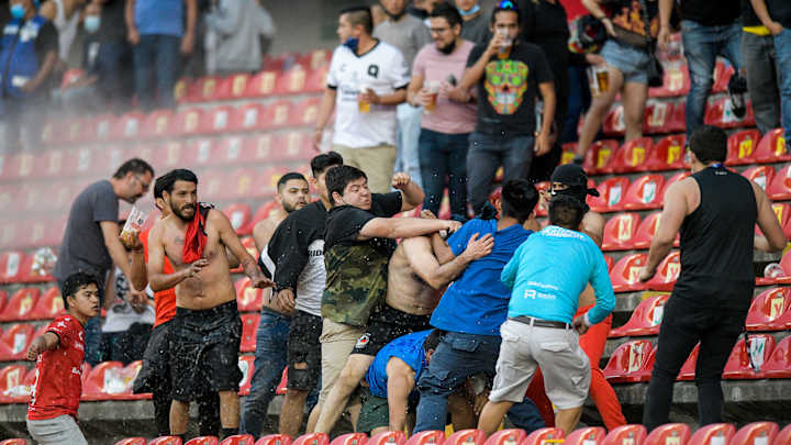 Mexico State Authorities Suspend Five After Queretaro, Atlas Fan Riot Mexico State Authorities Suspend Five After Queretaro, Atlas Fan Riot