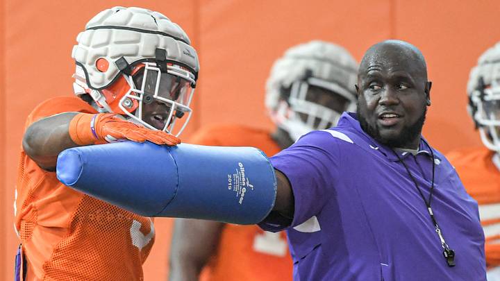 Eason was Stunned Clemson’s Dabo Swinney Offered Him DT Job Eason was Stunned Clemson’s Dabo Swinney Offered Him DT Job
