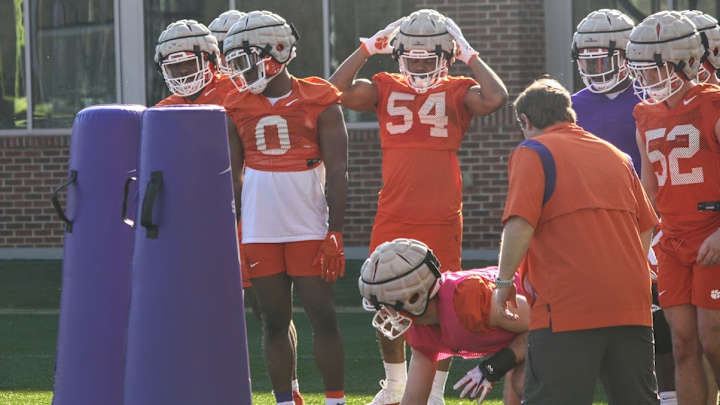 LB Sammy Brown More 'Shocked Than Excited' After Picking Up Clemson's First 2024 Offer LB Sammy Brown More 'Shocked Than Excited' After Picking Up Clemson's First 2024 Offer