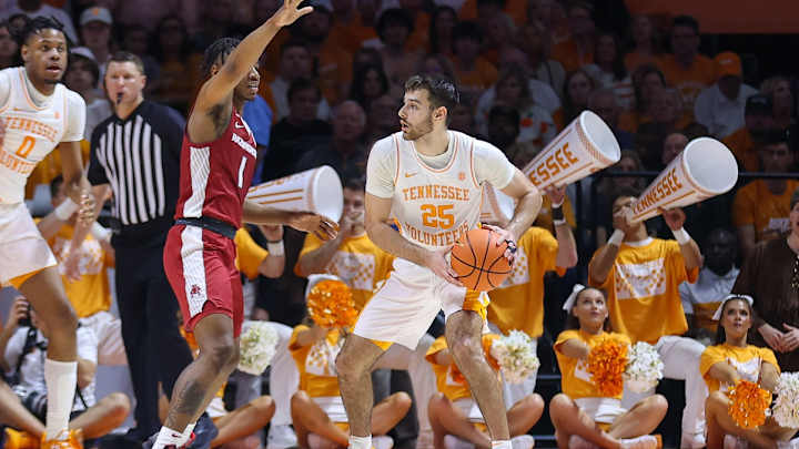 Trio of Vols Receive All-SEC Honors From the League's Coaches Trio of Vols Receive All-SEC Honors From the League's Coaches