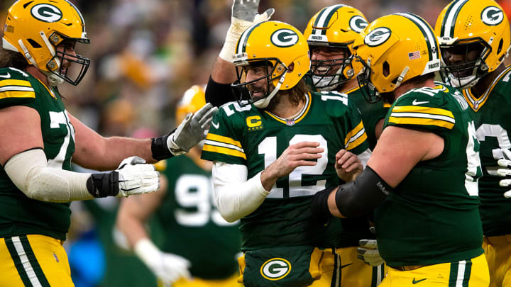 Aaron Rodgers’s Return to the Packers Went Against Two Years of Clues